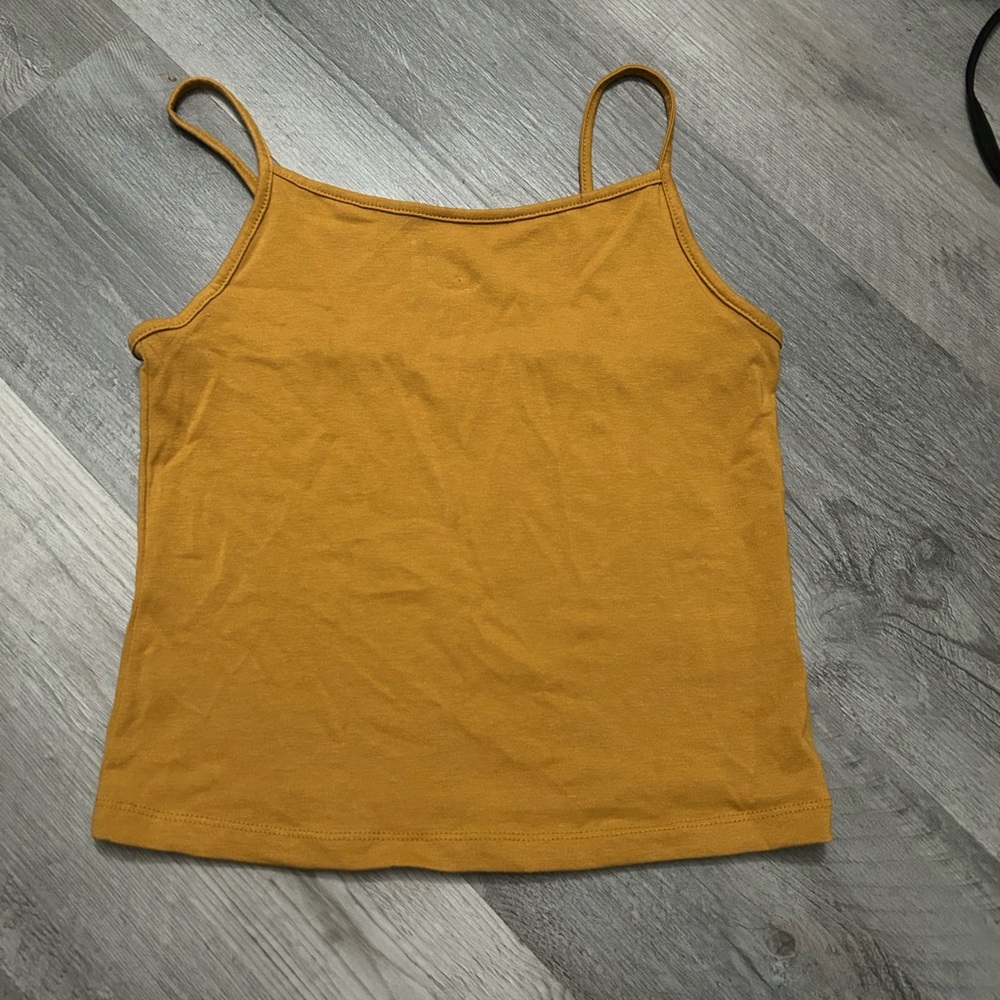 Mustard yellow top